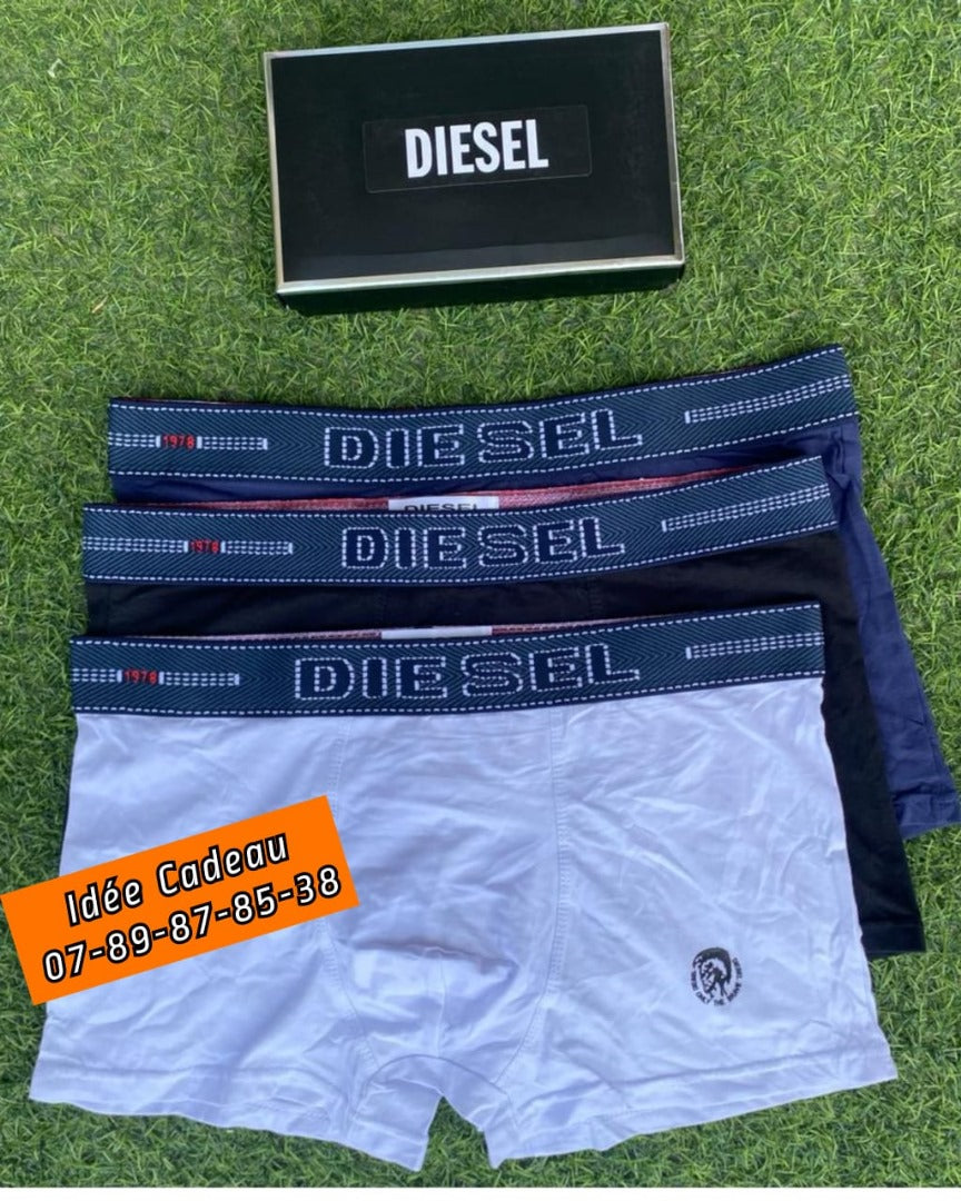 4 BOXERS - DIESEL COURT