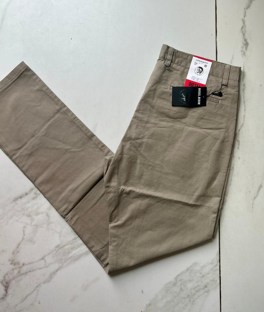 PANTALON DOKERS